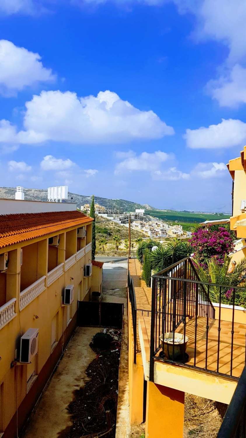 Renovated townhouse in algorfa